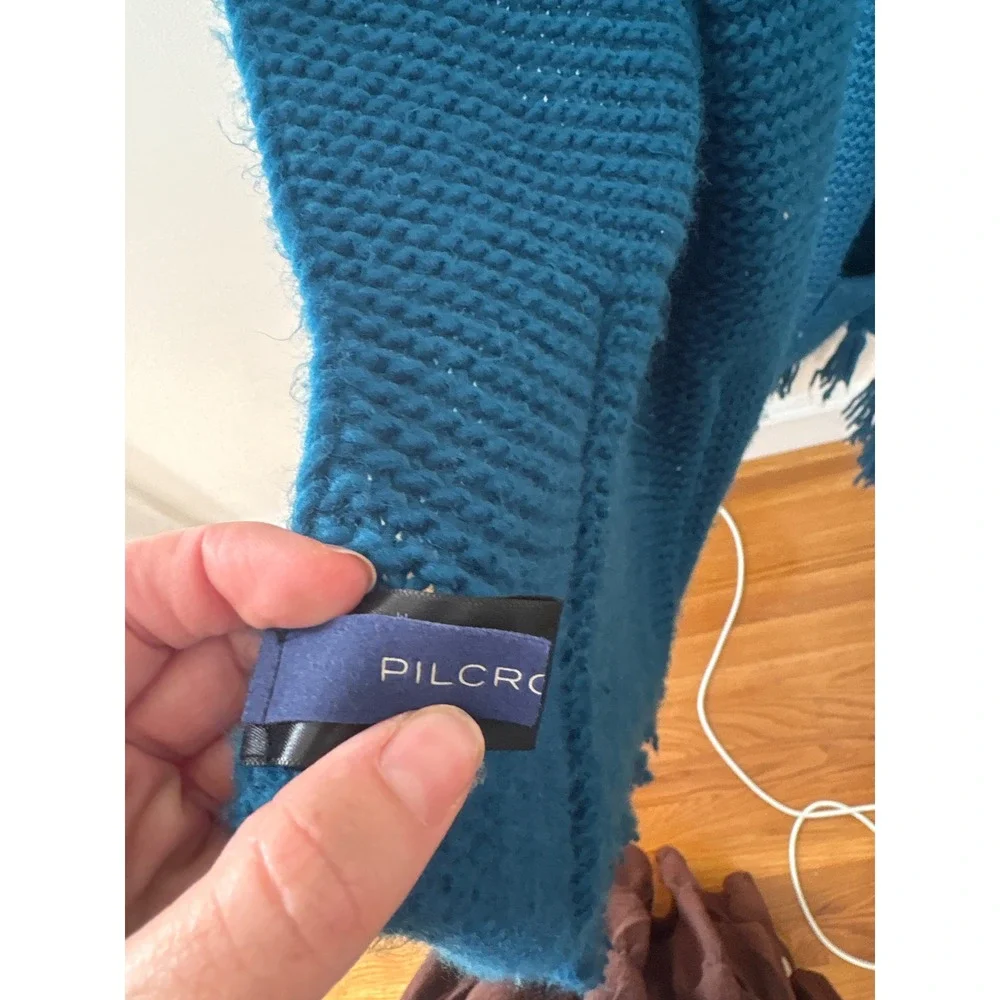 Pilcro and the Letterpress Teal Blue Chunky Knit Pocket Scarf with Tassels 76in